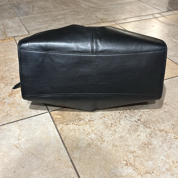 Coach Leather 👜👜 Hand Bag size 14x11x6 - Picture 11 of 12